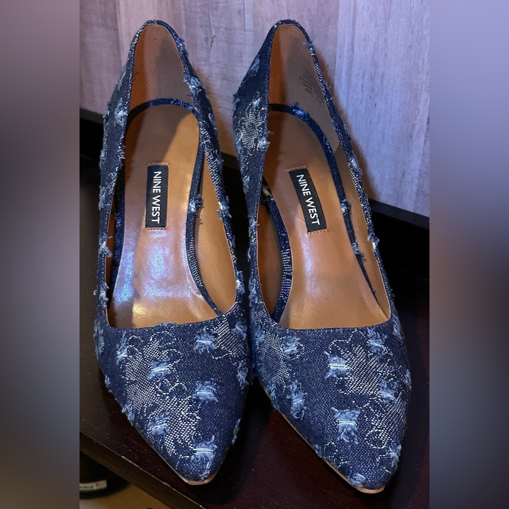 Nine West Denim Floral Heels NWOT